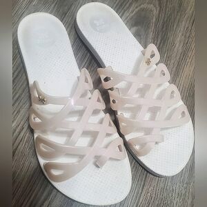 Zaxy Women's Comfy Slip on Slippers Size 8 🌴